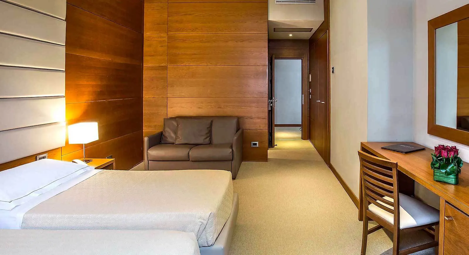 Hotel Occidental Aurelia Roma 4*,  Italia